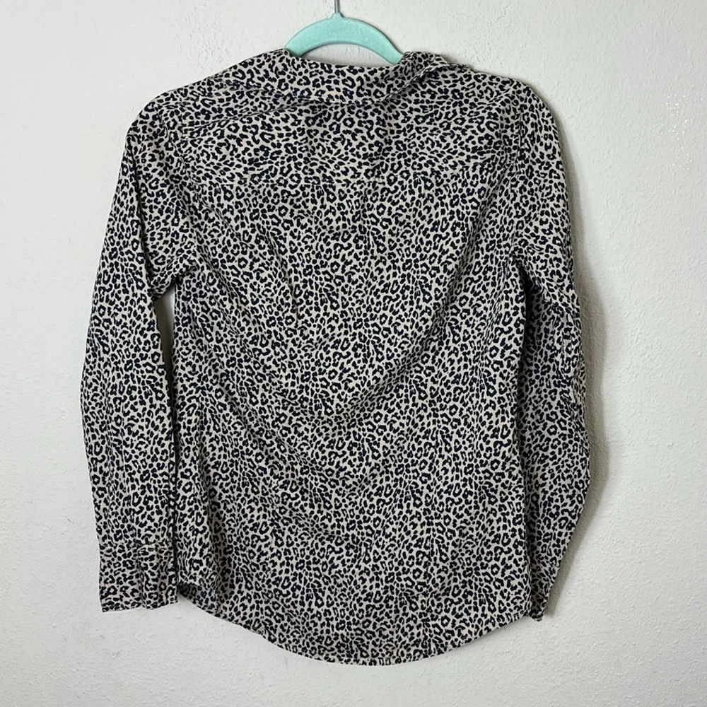 J. Crew Leopard / Cheetah Button Down Shirt size XS